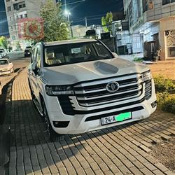 تويوتا لاندكروزر